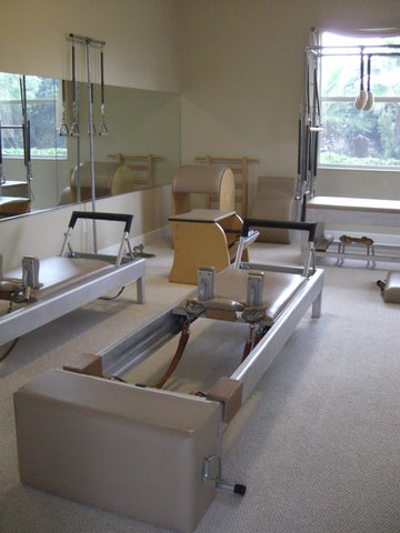 Reformers Pilates apparatus